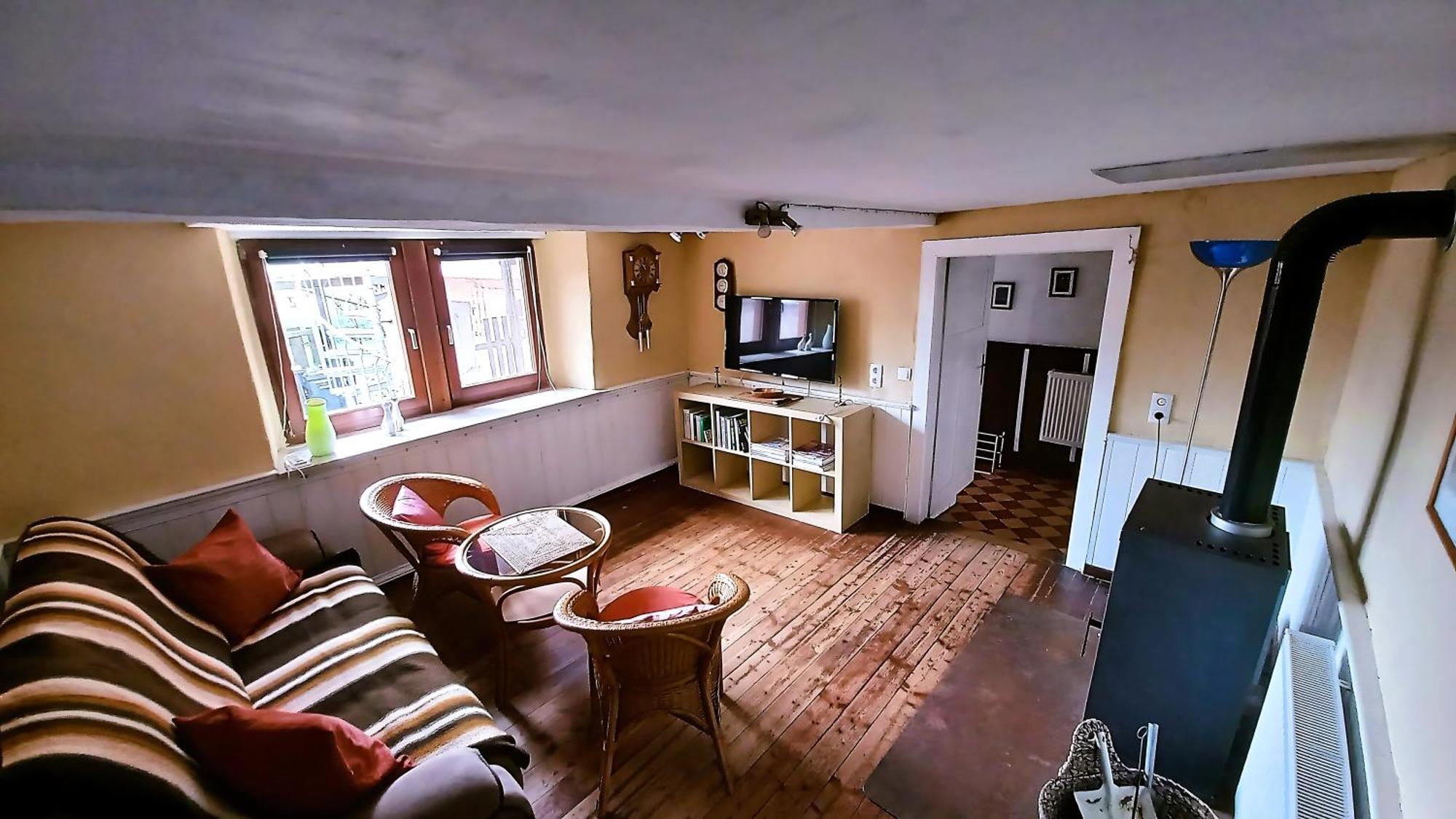Familienfreundliches Ferienhaus Mit 3 Schlafzimmern Oldisleben Bagian luar foto